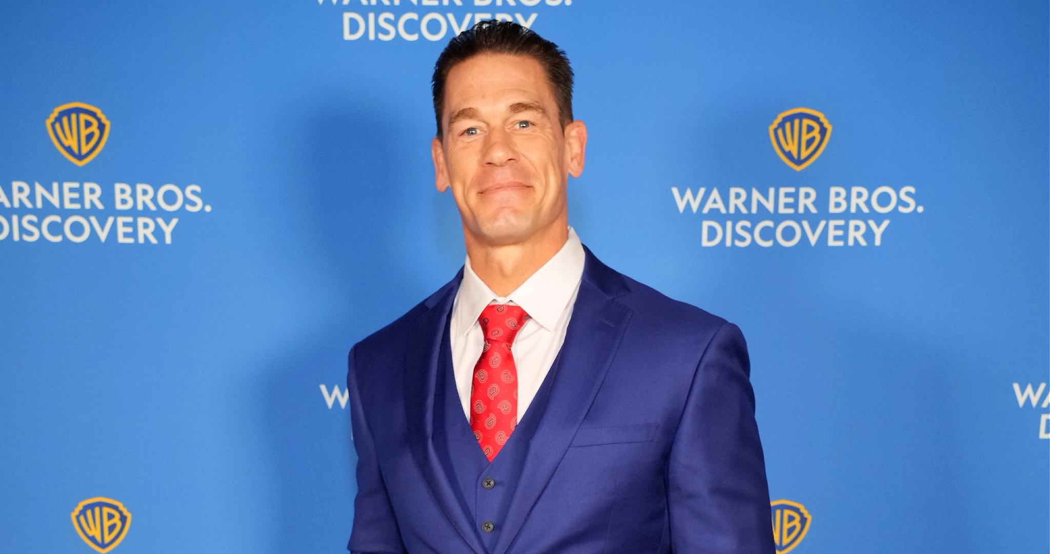 棚にあるジョン・シナの映画は結局リリースされるかもしれません