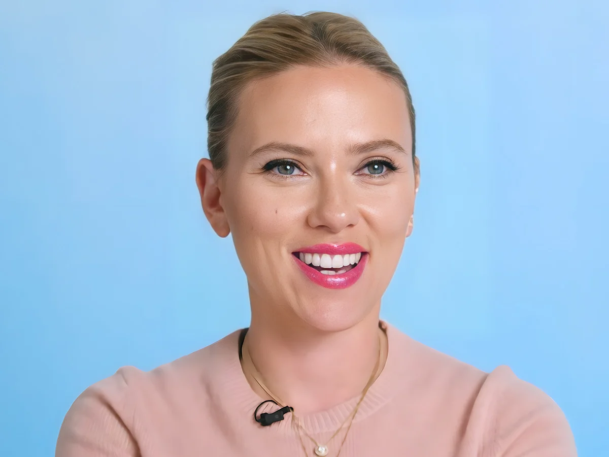 Scarlett Johanssonが2番目の選択から歴史を作るためにどのように行ったか：「ひどい取引」