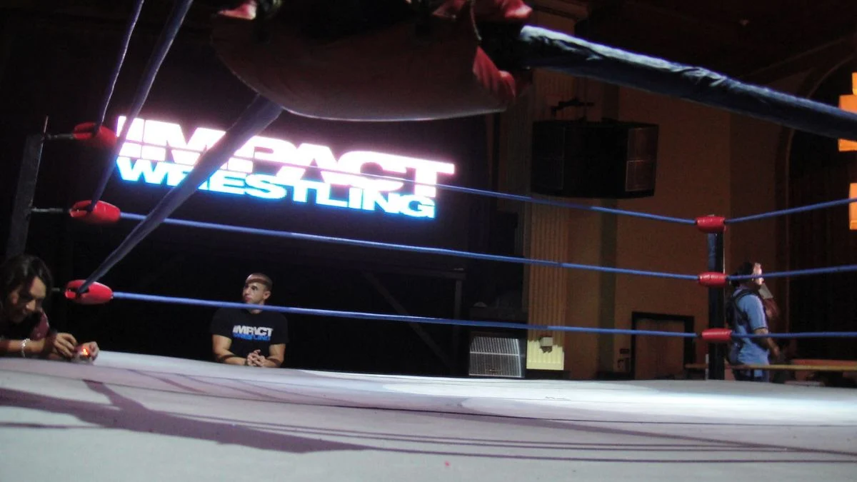 プロレスラーは、リング内の医療緊急事態に続いて39で亡くなりました